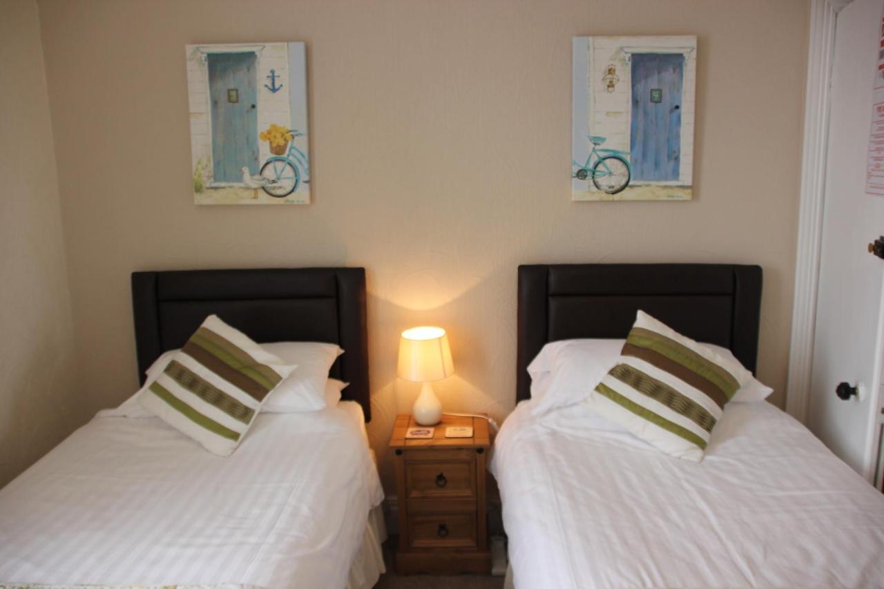Candlelight B&B Minehead Exterior photo